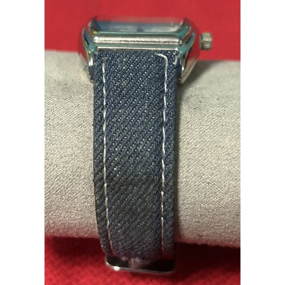 Geneva Blue Denim Women's 32mm Fashion Watch New Battery